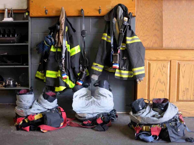 firefighter facts volunteer firefighter